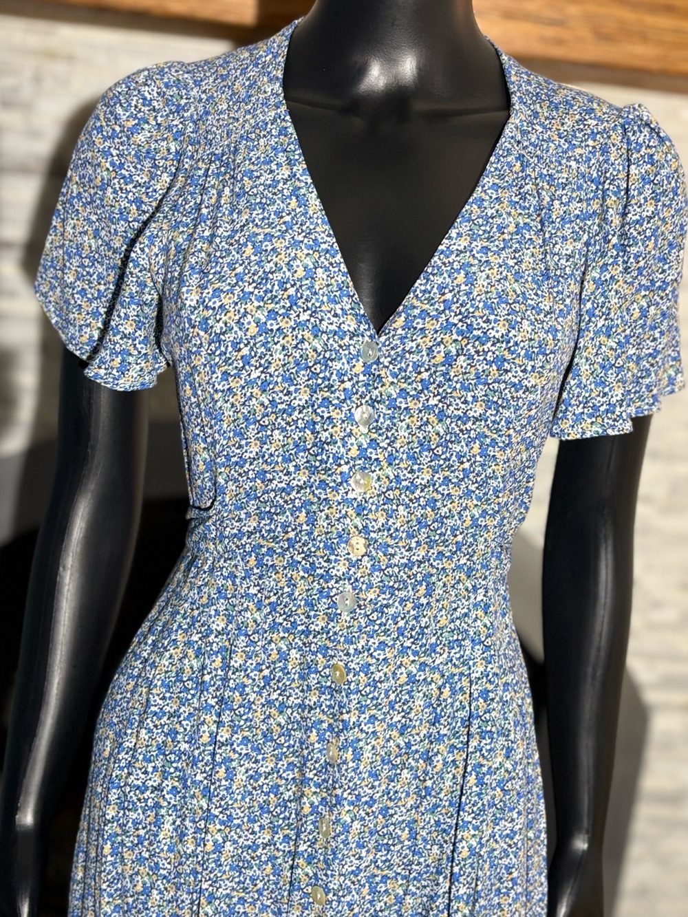 Oysho Blue Floral V-Neck Button Down Cottagecore Midi Dress Small